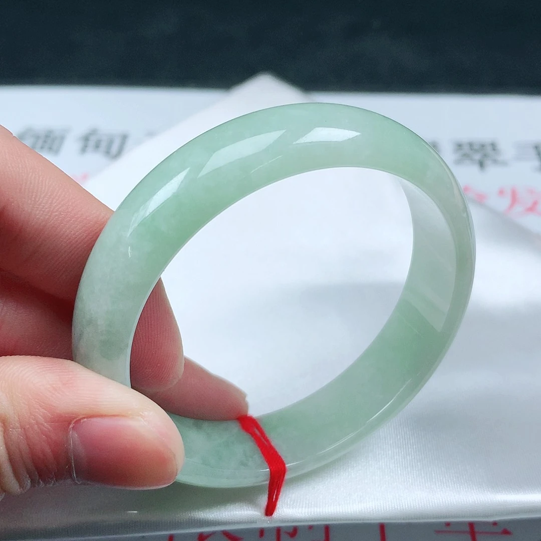 翡翠手镯未镶嵌圈54