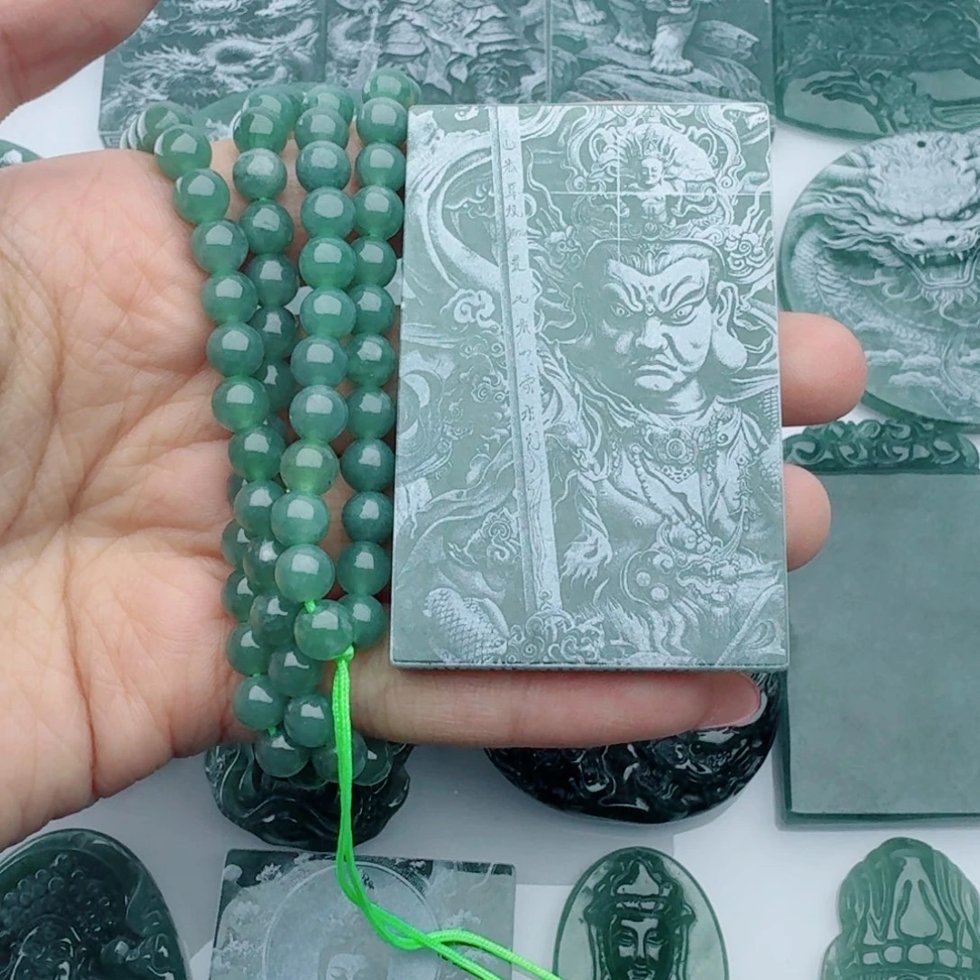 翡翠未镶嵌颈饰多样性发货天然A货翡翠