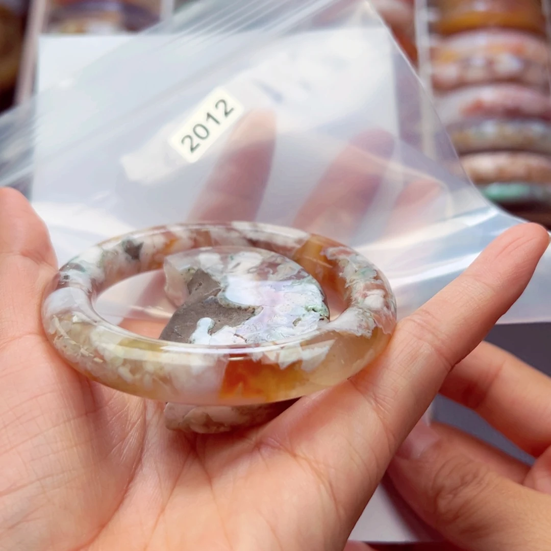 手镯玛瑙/玉髓未镶嵌玖*