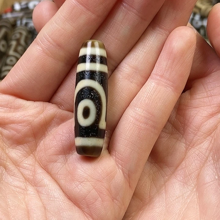 玛瑙/玉髓颈饰未镶嵌符*