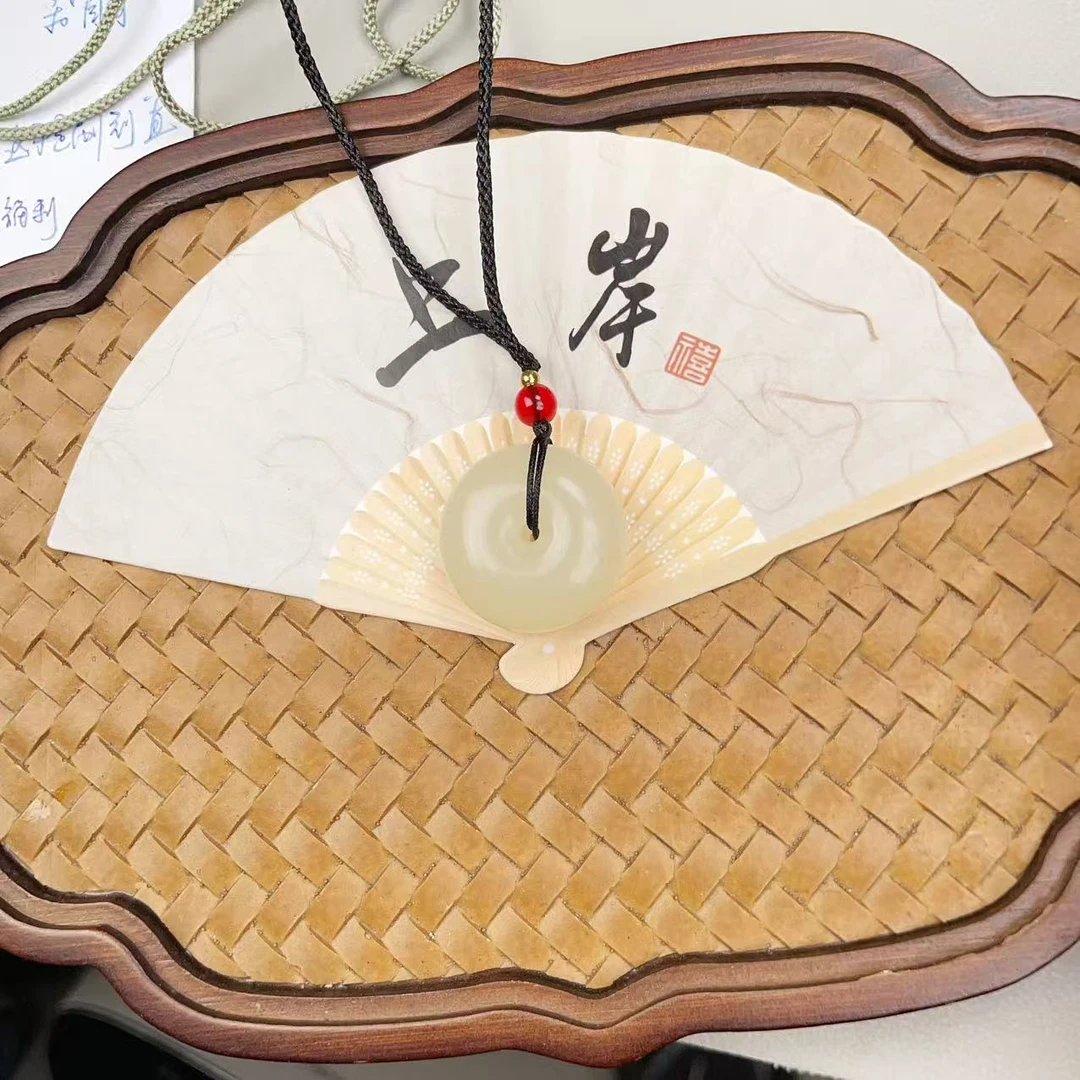 新疆天然黄润精品平安扣吊坠 多样性发货拍一发一