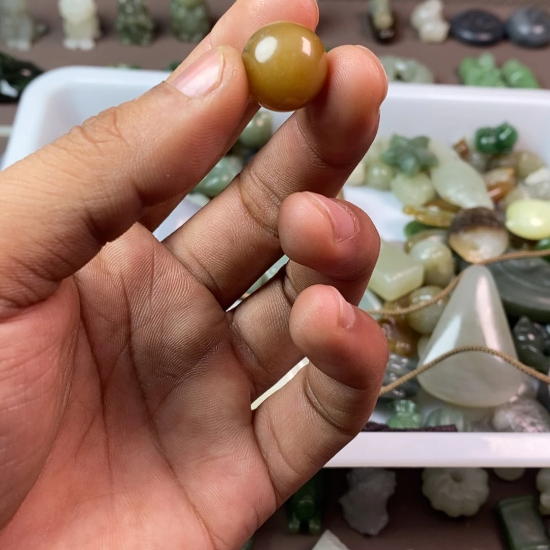 和田玉颈饰未镶嵌D****a