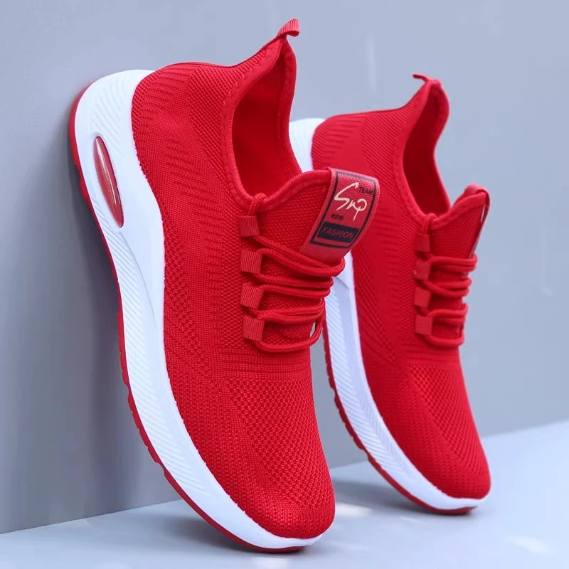 大红色男鞋2025春夏季透气网面休闲鞋运动鞋潮鞋软底防臭跑步鞋子