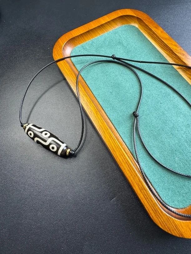 小九眼玛瑙简单项链(福利不带证书)