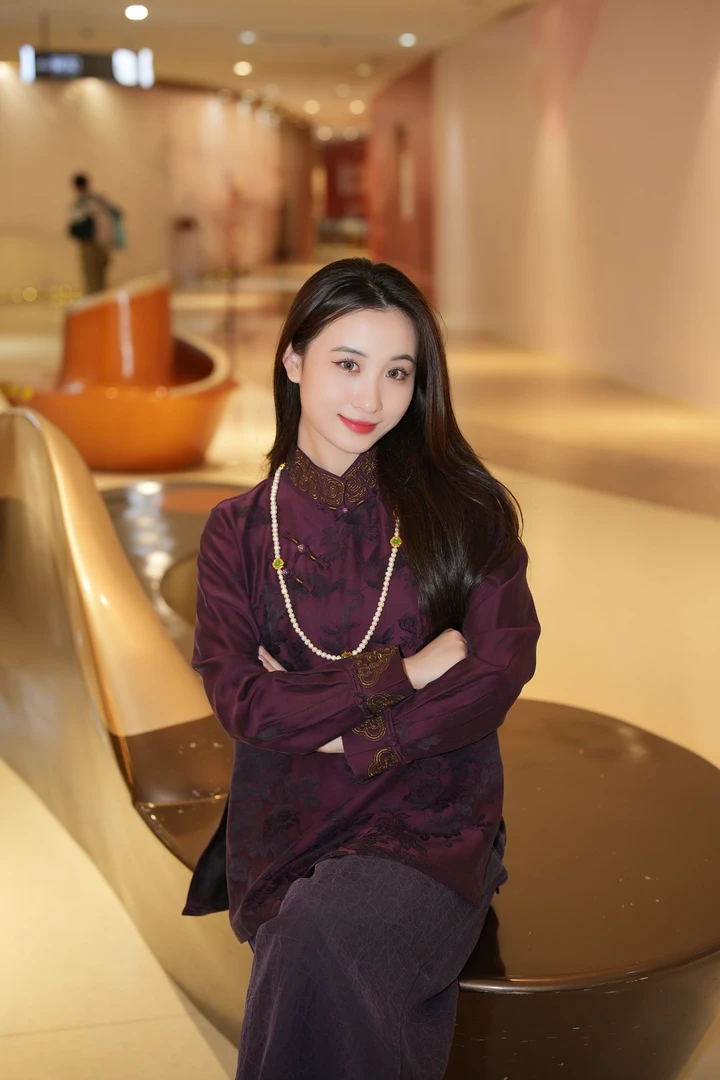 蓝大【春归】桑蚕丝长袖上衣6954