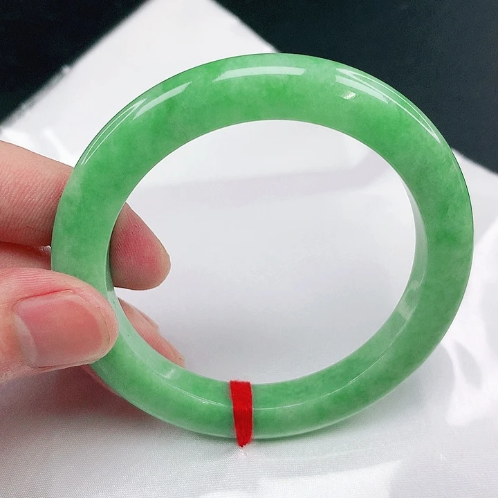 翡翠手镯未镶嵌圈54.6。5011