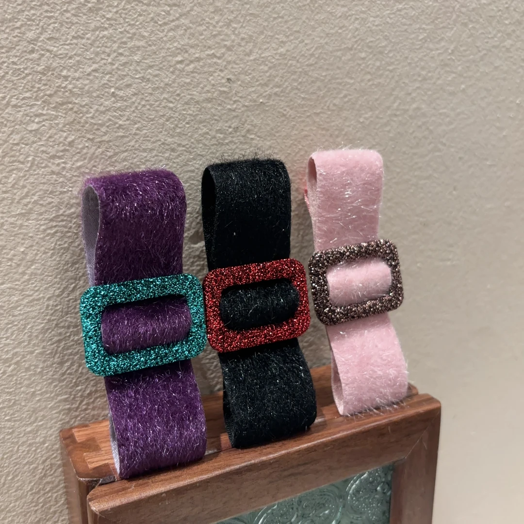 设计款方扣蝴蝶结发夹Y984