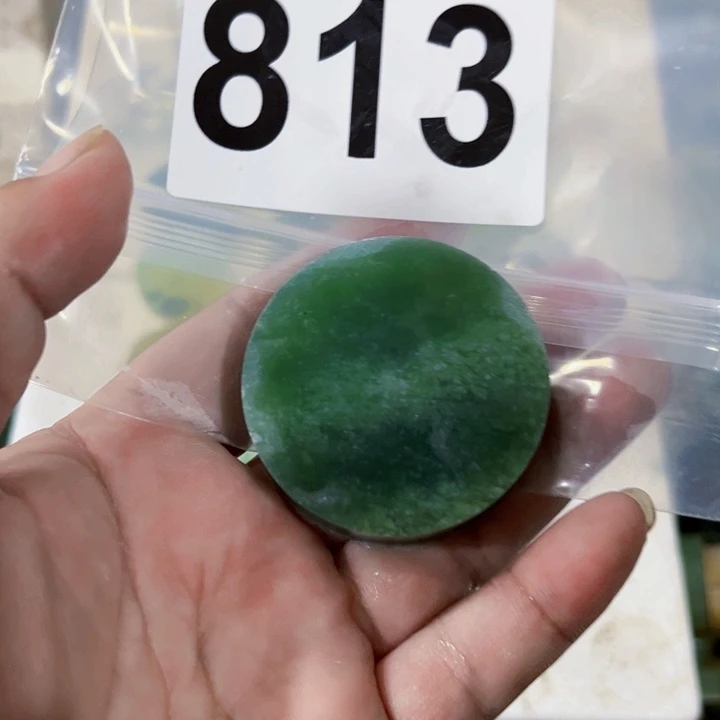 蛇纹石玉未镶嵌珠宝半成品