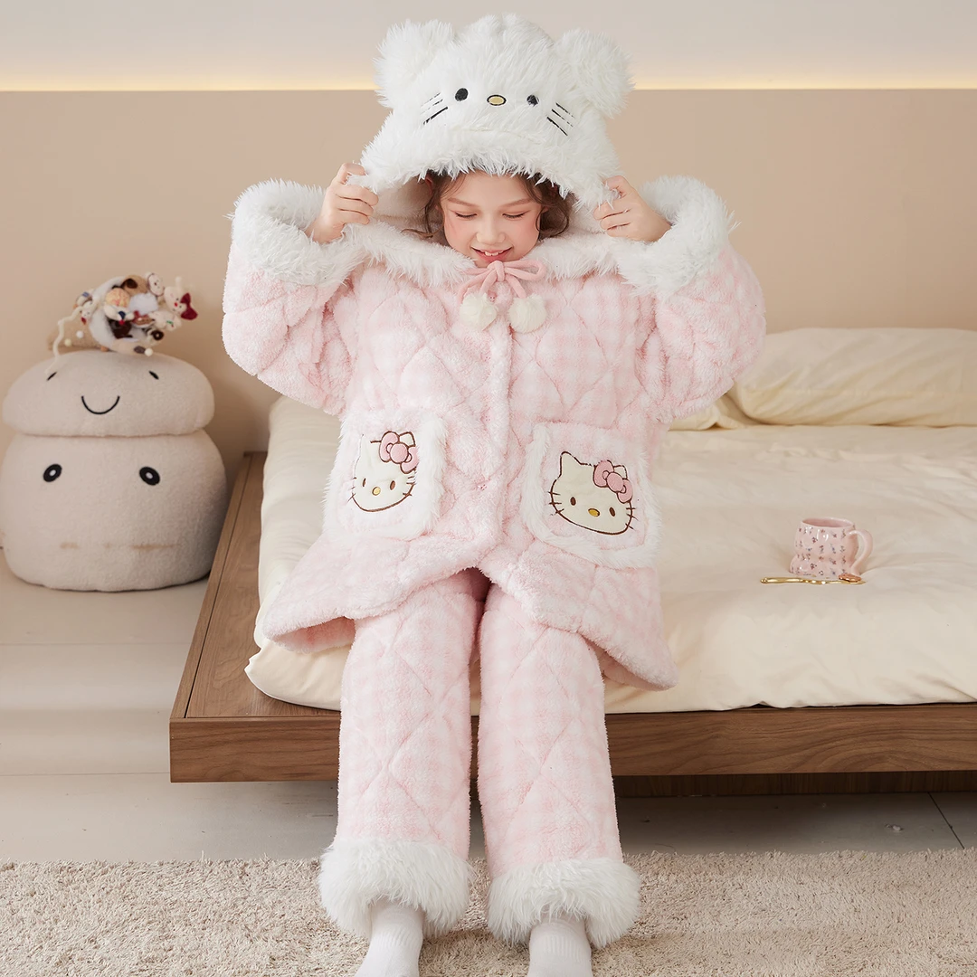 2025女童法兰绒睡衣三层夹棉冬季新款加绒加厚儿童公主连帽家居服