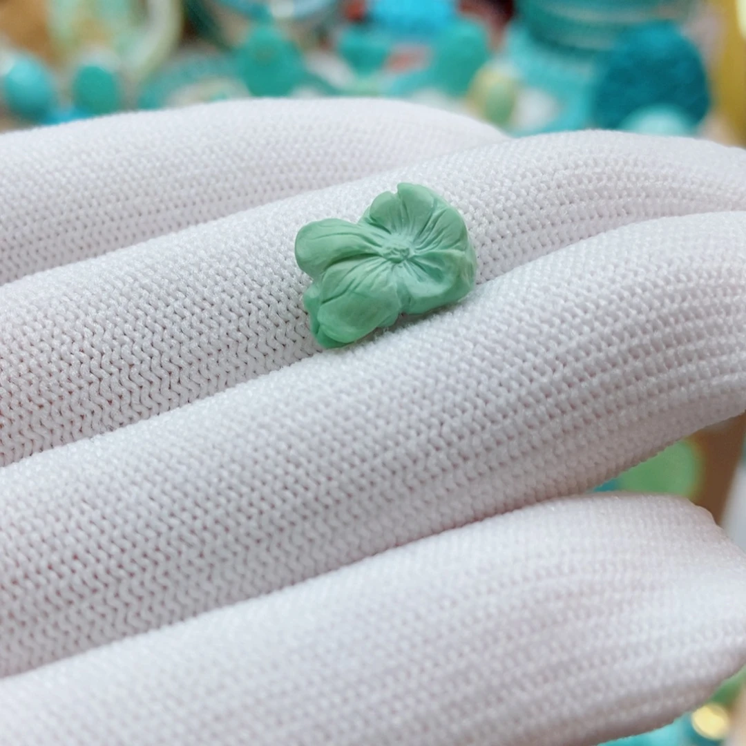 绿松石未镶嵌繁花