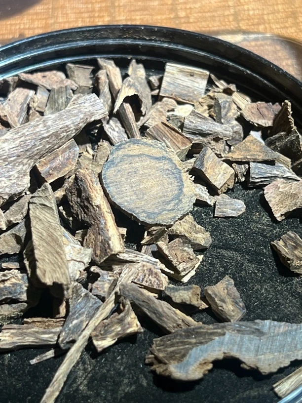 马泥涝天然薰香原料碎料薰香香料