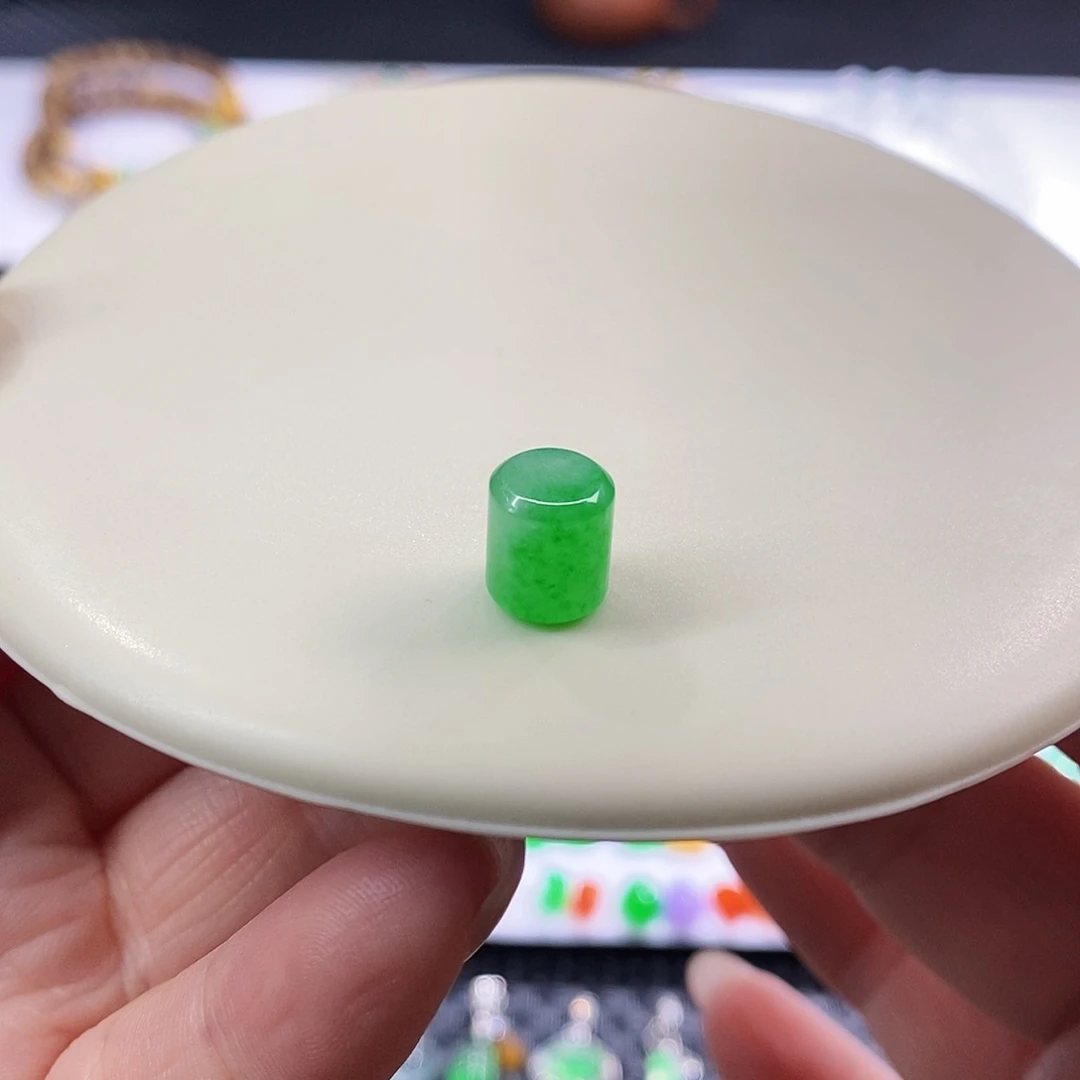 散珠翡翠阳绿桶珠