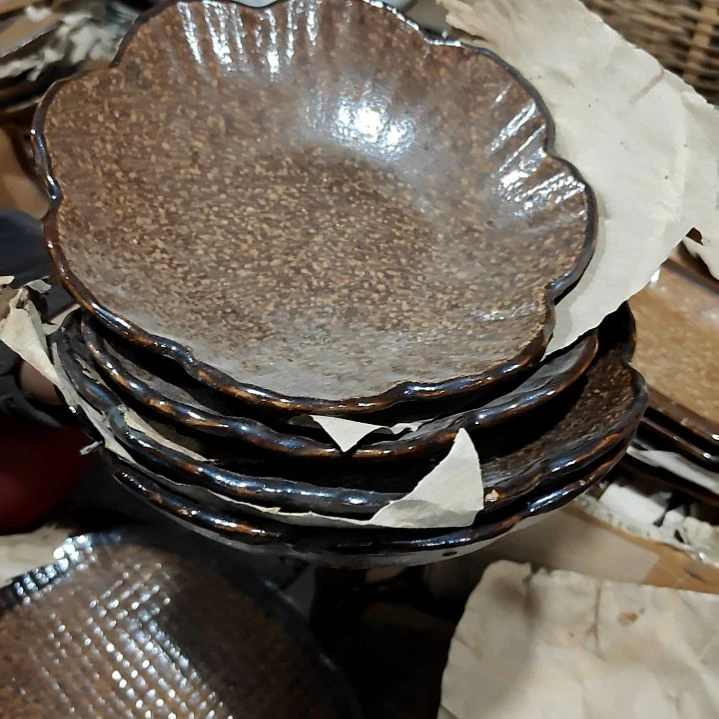 摆件陶瓷盘子碗啥都有