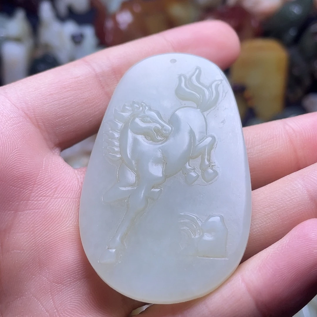 和田玉（糖玉）未镶嵌颈饰