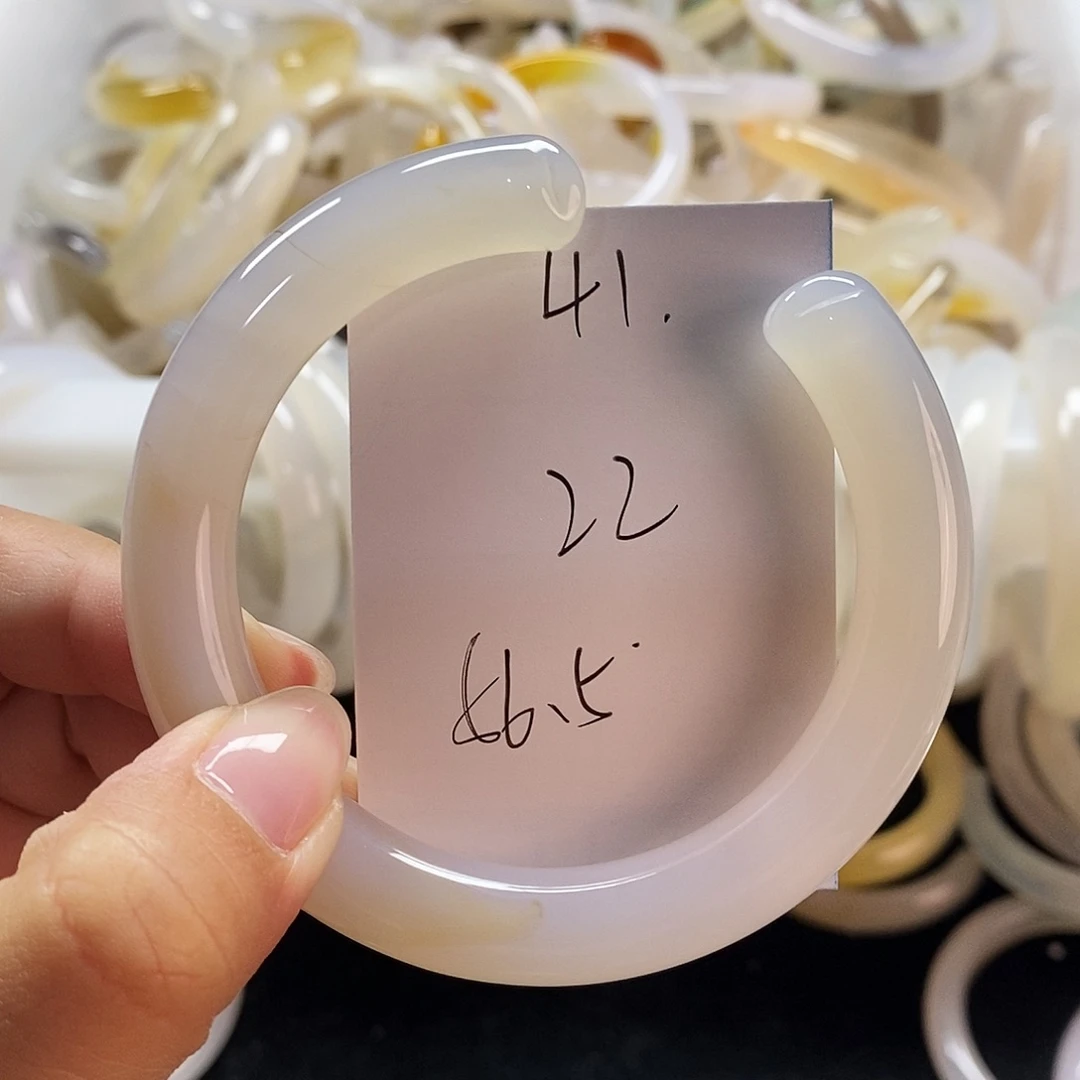 手镯玛瑙/玉髓未镶嵌41