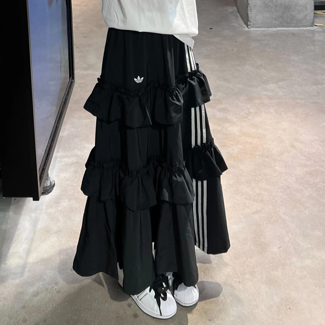 adidas阿迪达斯新款三叶草女款时尚休闲A版时尚气质半身裙 KQ6505