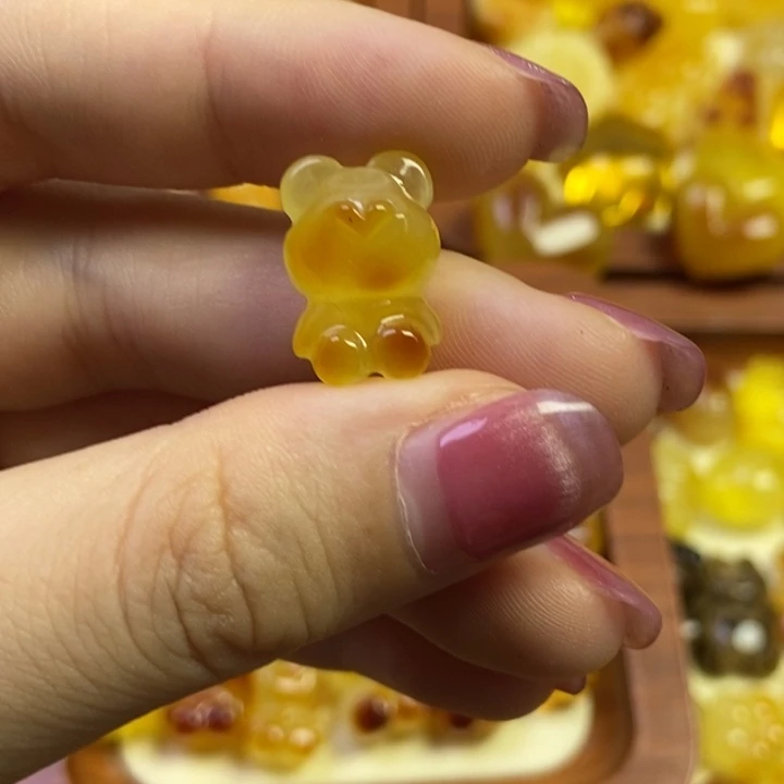 吊坠橄榄核小熊熊