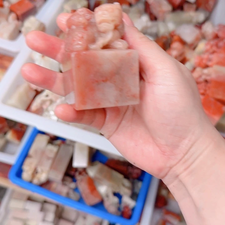 莫***言老挝石00000000000000