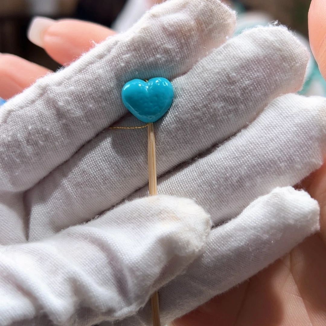 绿松石未镶嵌25玉化蓝爱心屁桃放漏卡11+