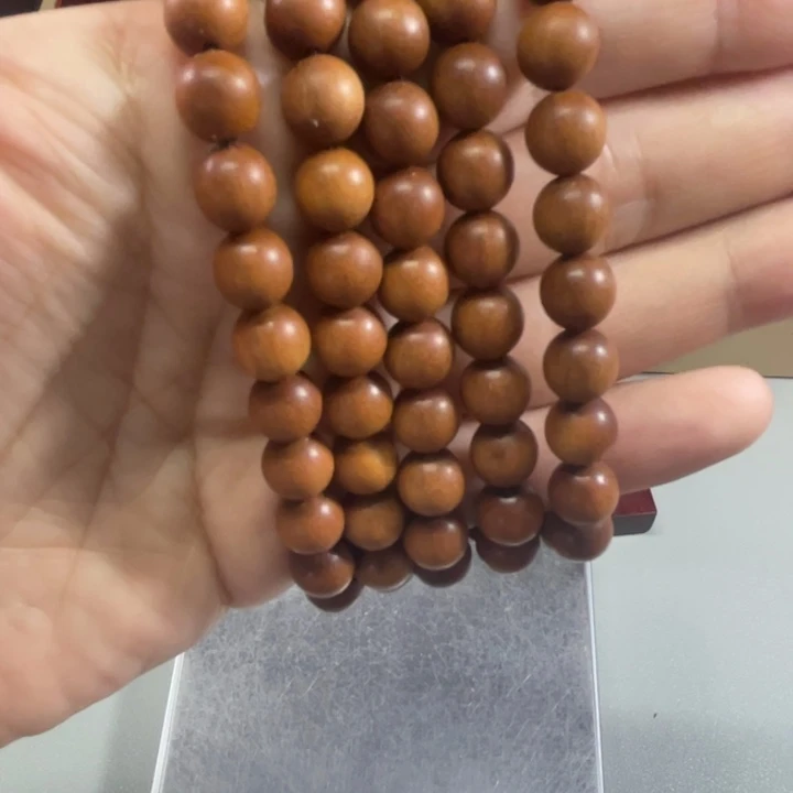 人***a檀香木0.8/108多圈
