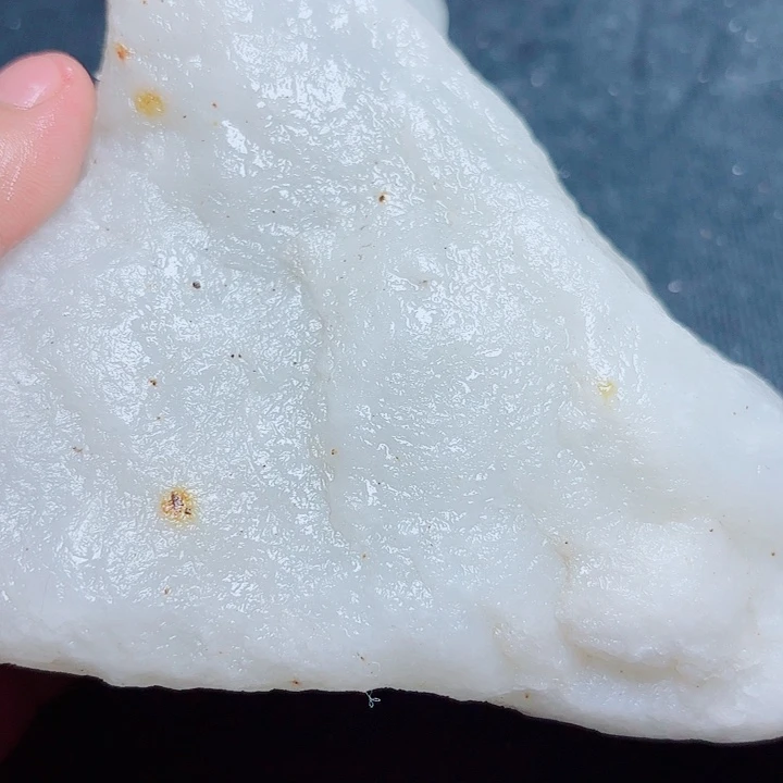 和田玉(糖玉)未镶嵌珠宝奇石