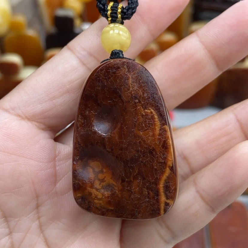 【闪购商品】琥珀颈饰未镶嵌