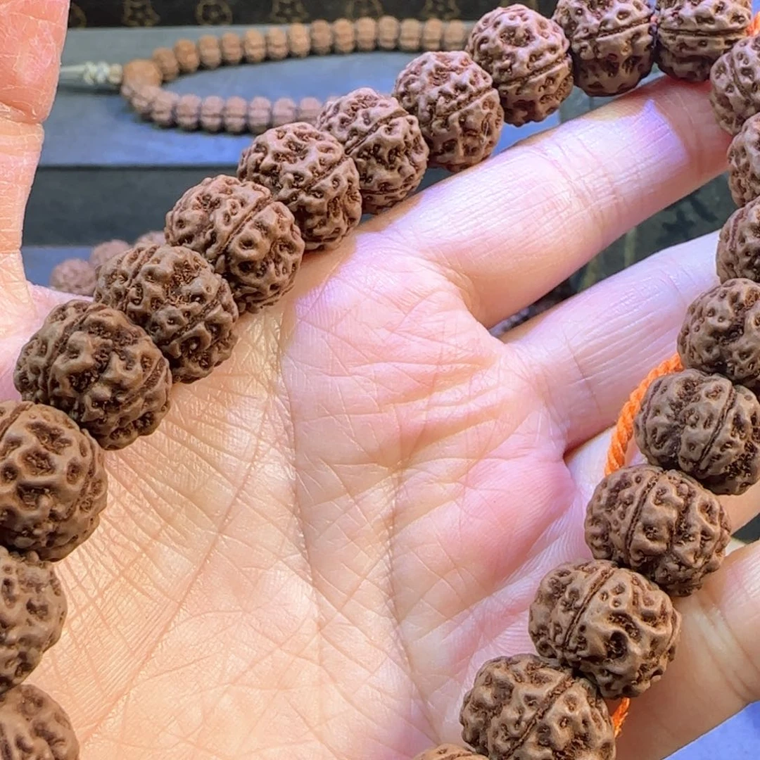 金刚菩提手串14.5凹底梅花手串