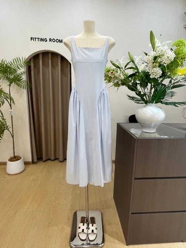 常规夏季休闲风无袖纯色连衣裙气质礼服吊带裙显瘦