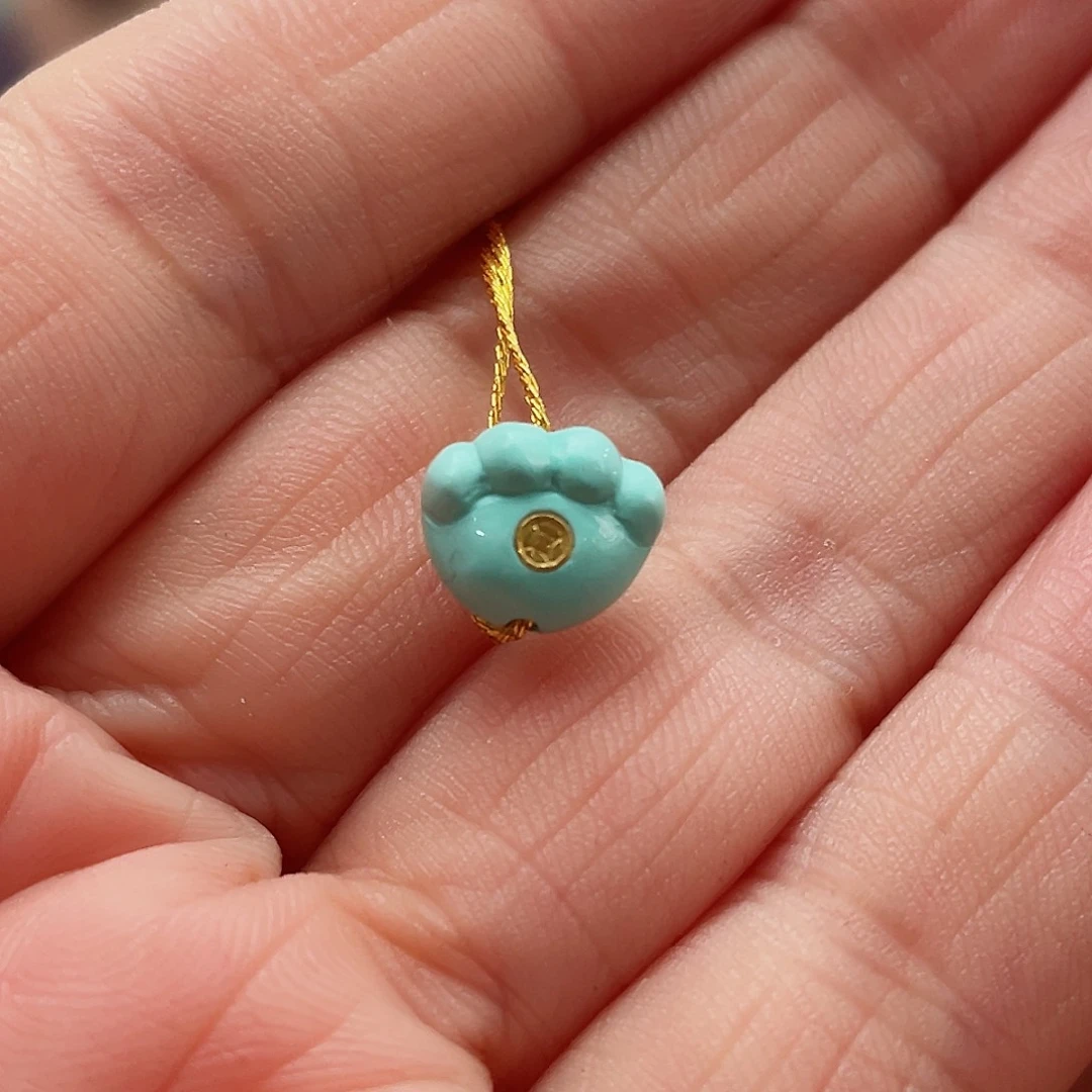 绿松石颈饰未镶嵌