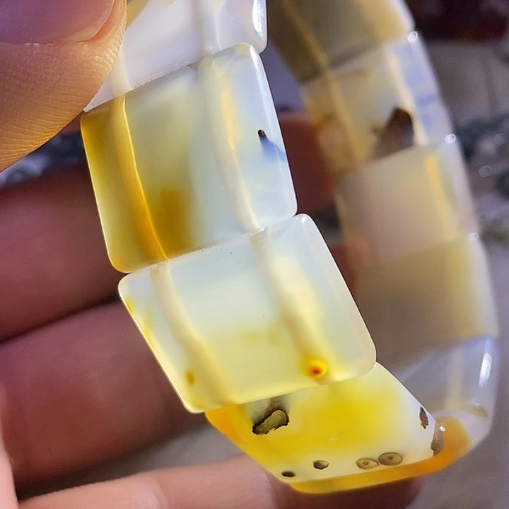 玛瑙/玉髓颈饰未镶嵌萤****！