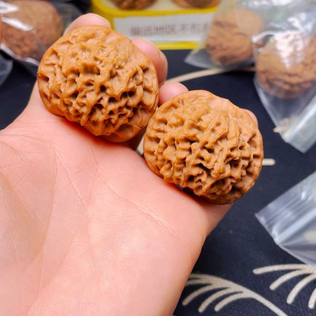 吊坠文玩核桃秦闷一对