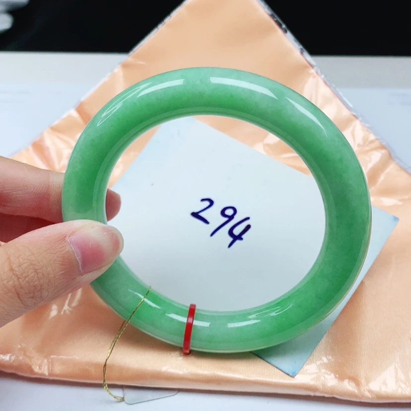【闪购商品】翡翠手镯未镶嵌57.6圈