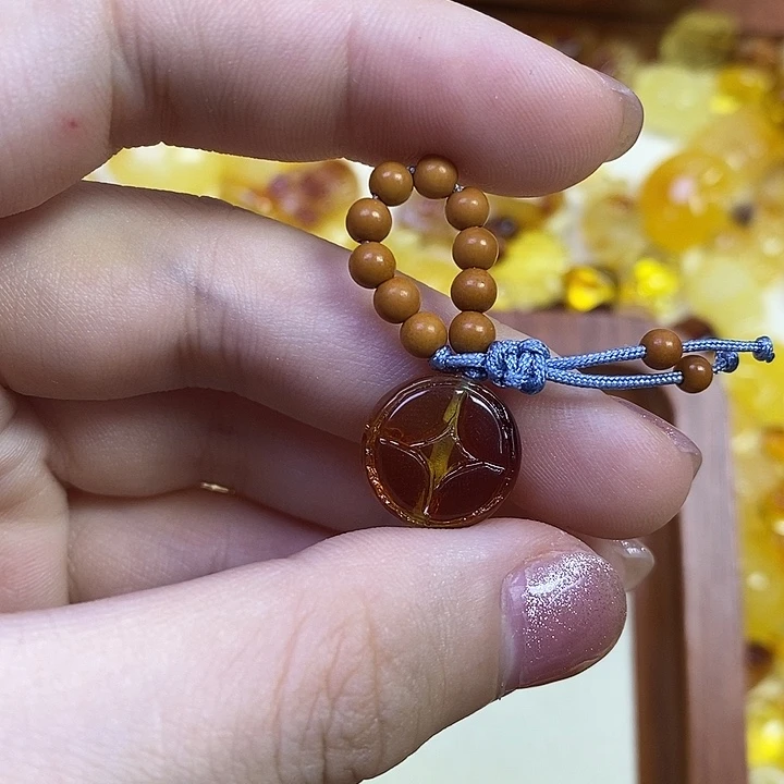 吊坠橄榄核钱币福利