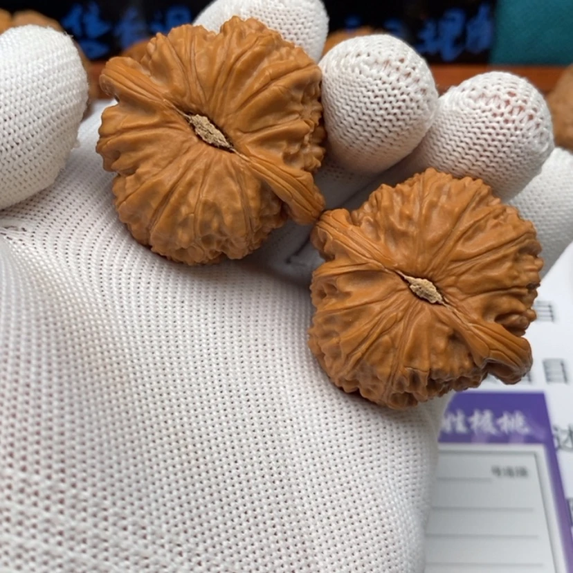 【闪购商品】吊坠文玩核桃往***—42白狮子