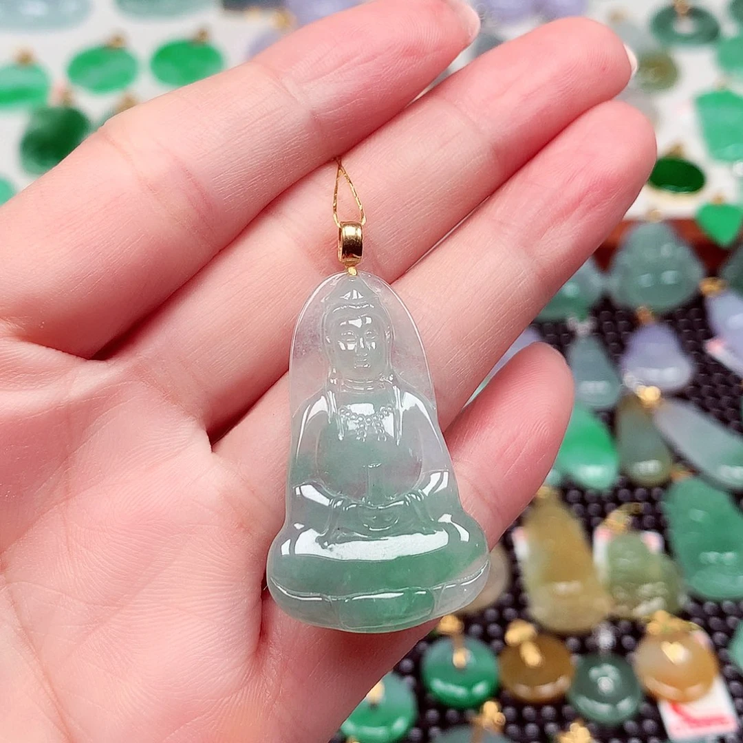 翡翠18K金镶嵌颈饰