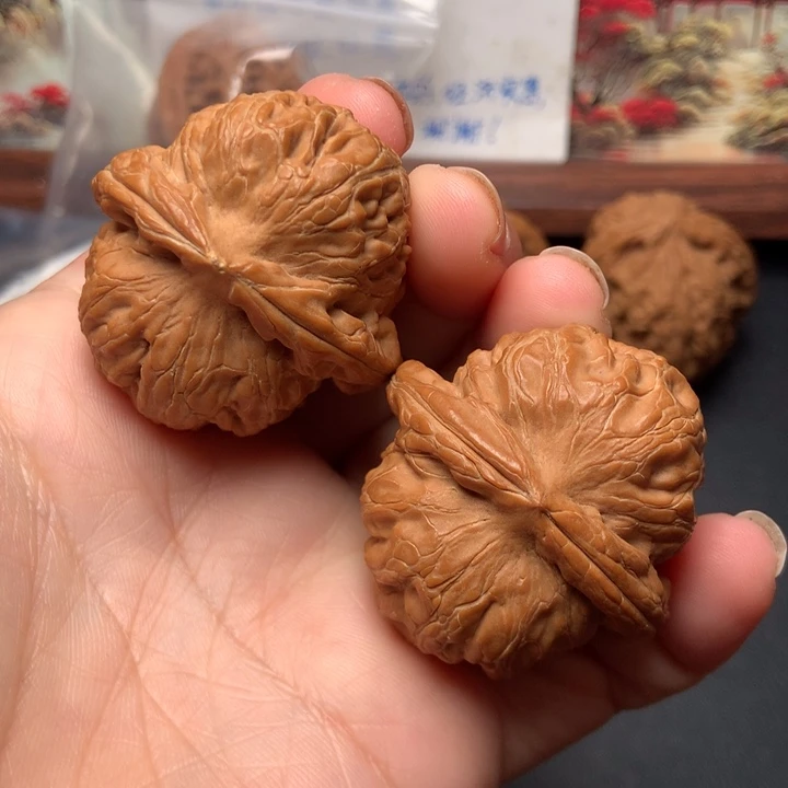 吊坠文玩核桃小元宝带点黄尖