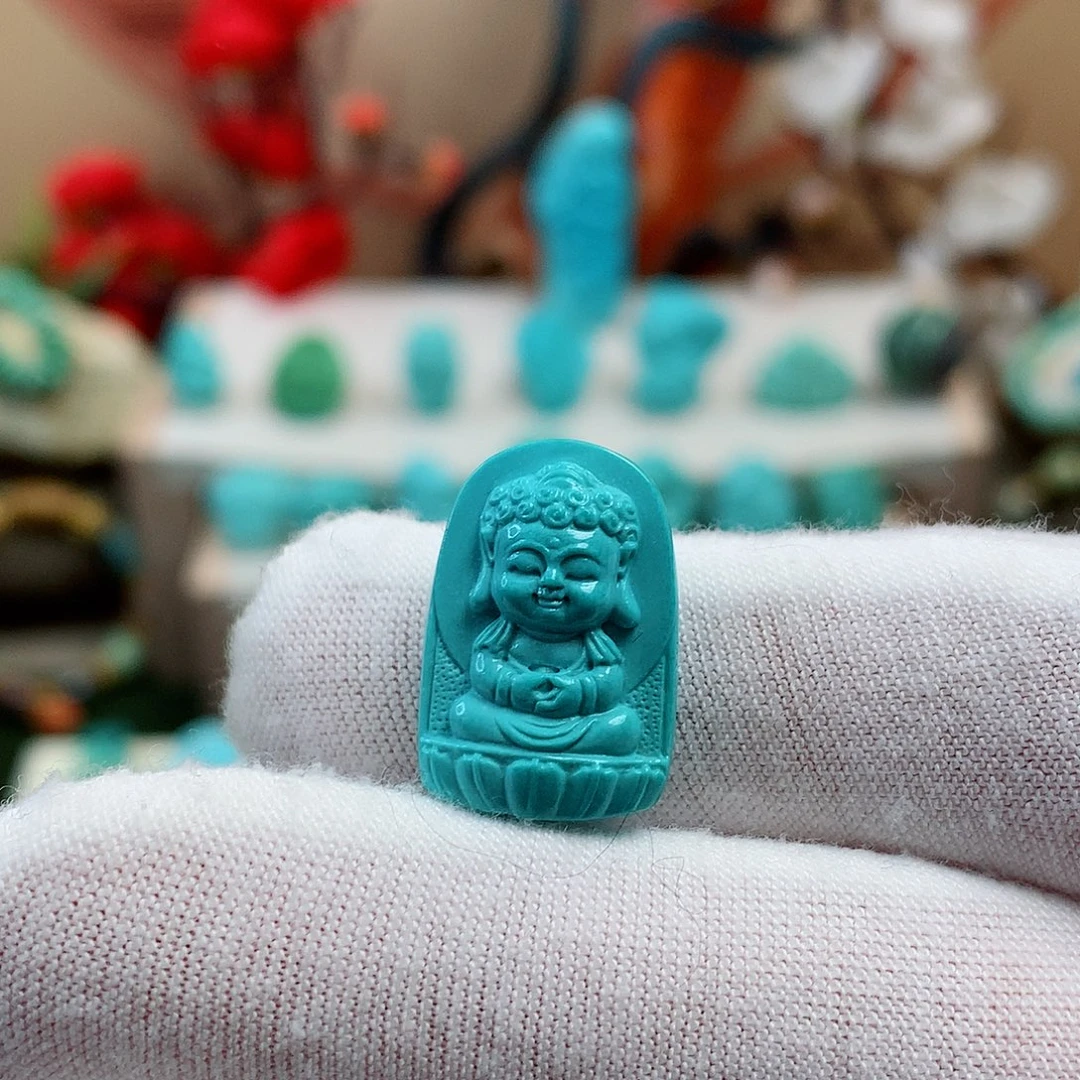 绿松石未镶嵌珠宝奇石