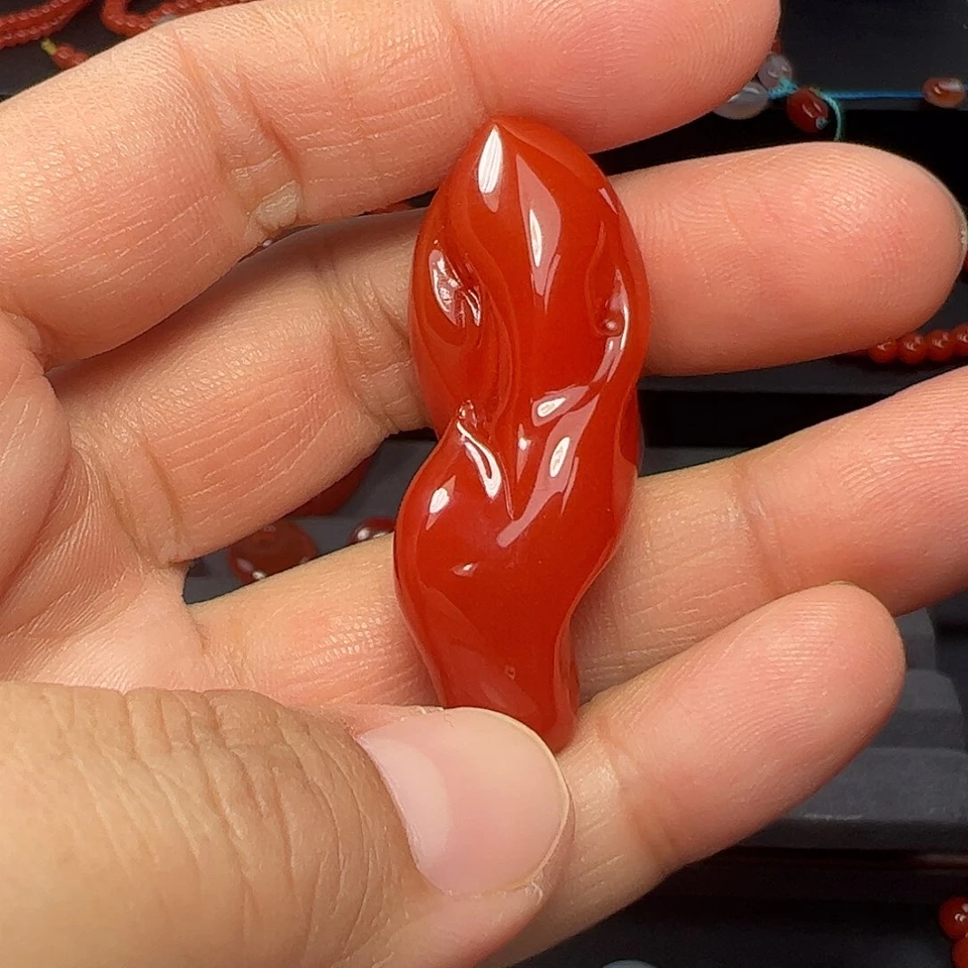 南红玛瑙未镶嵌随形吊坠