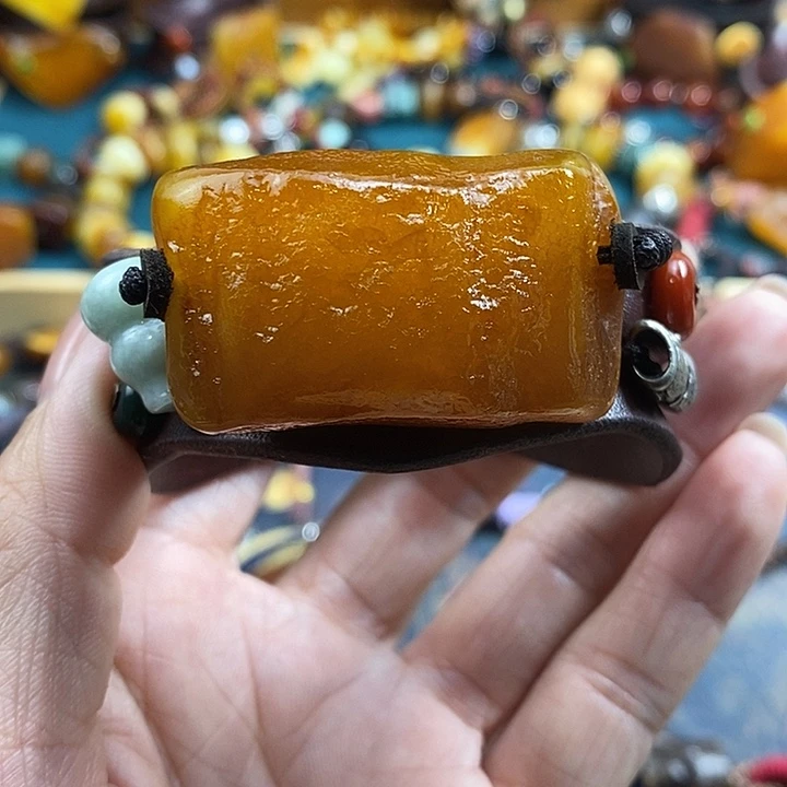 蜜蜡未镶嵌手镯手镯