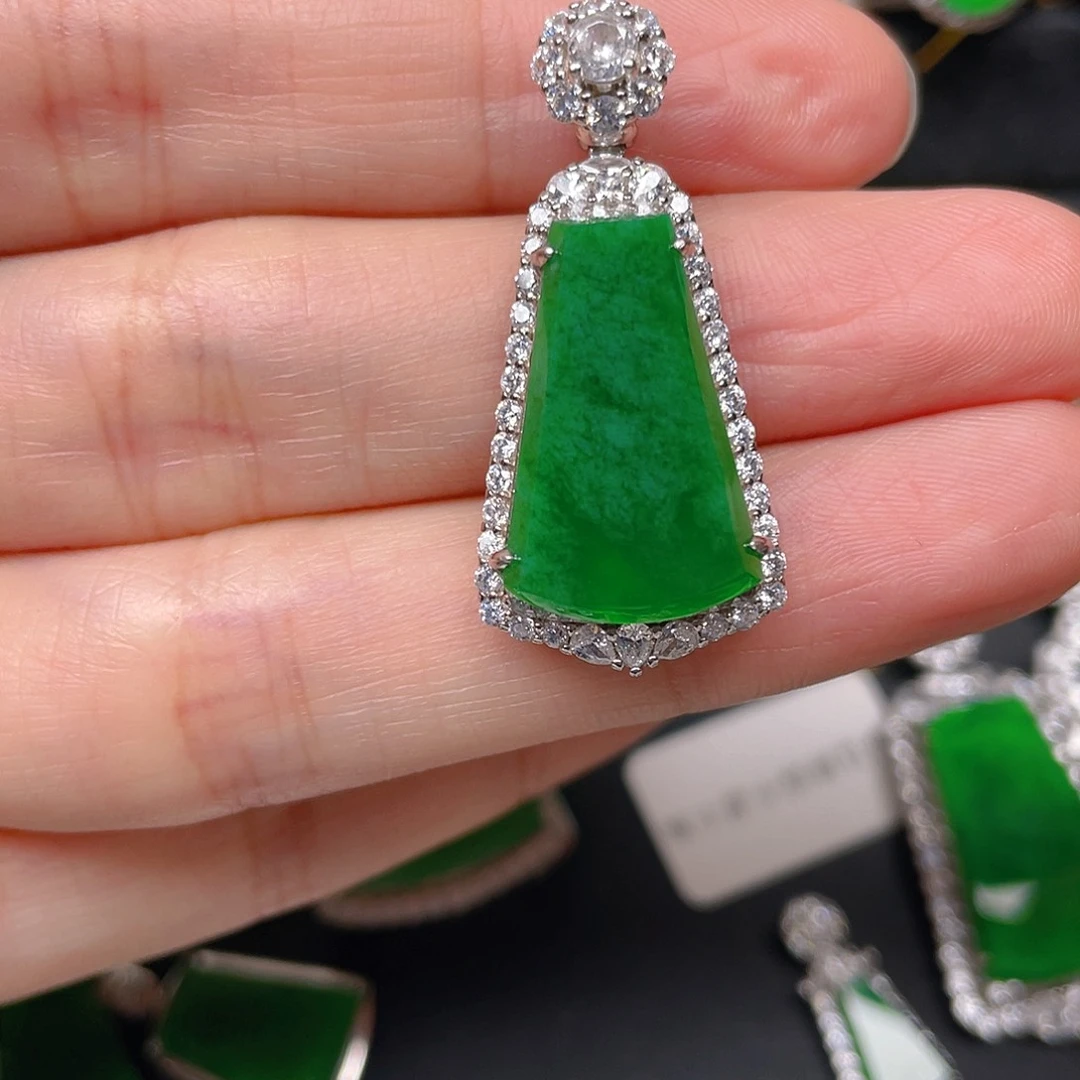 吊坠(不含链)银S925镶嵌翡翠吊坠