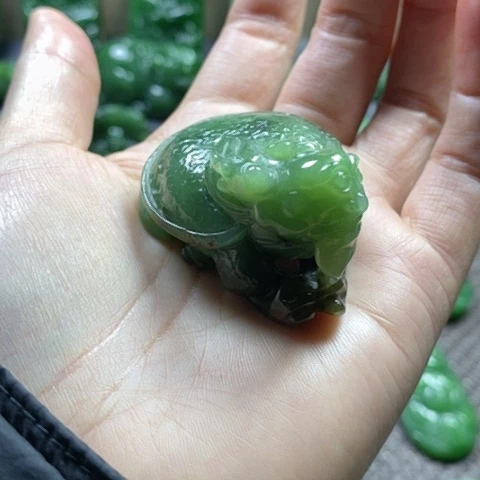 【闪购商品】颈饰未镶嵌和田玉