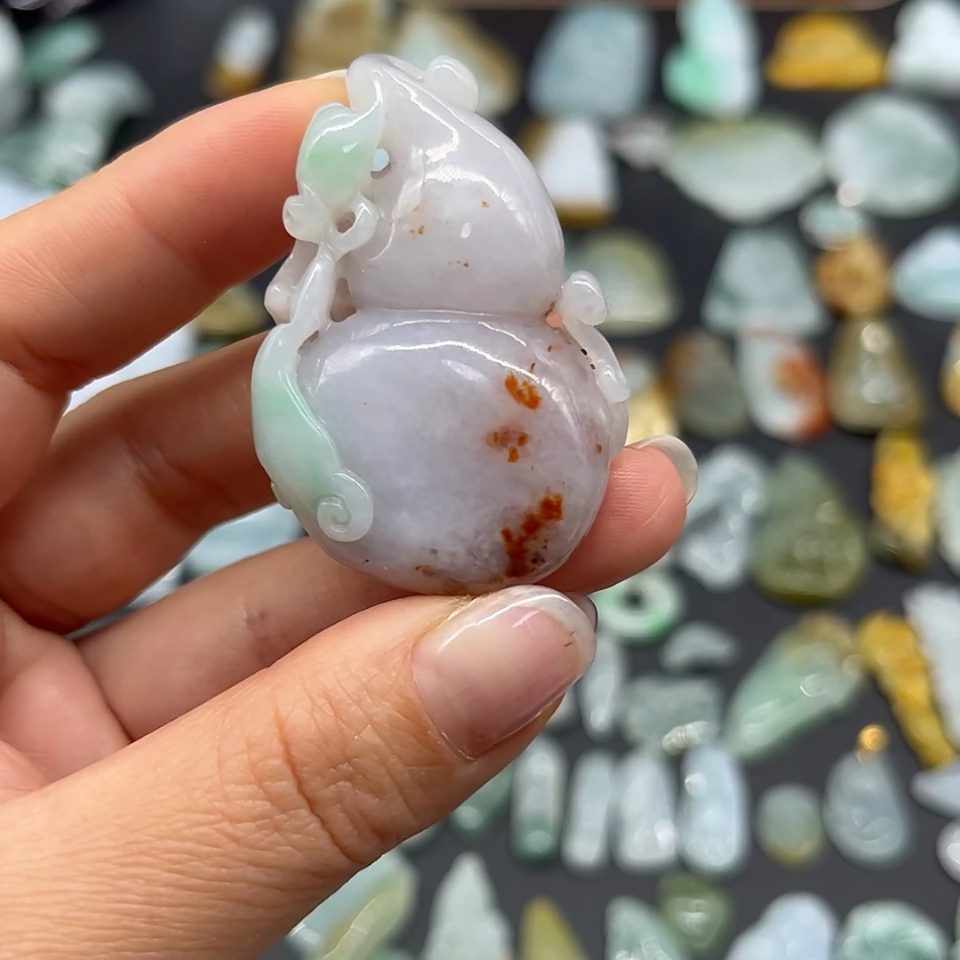 【闪购商品】翡翠颈饰未镶嵌葫芦