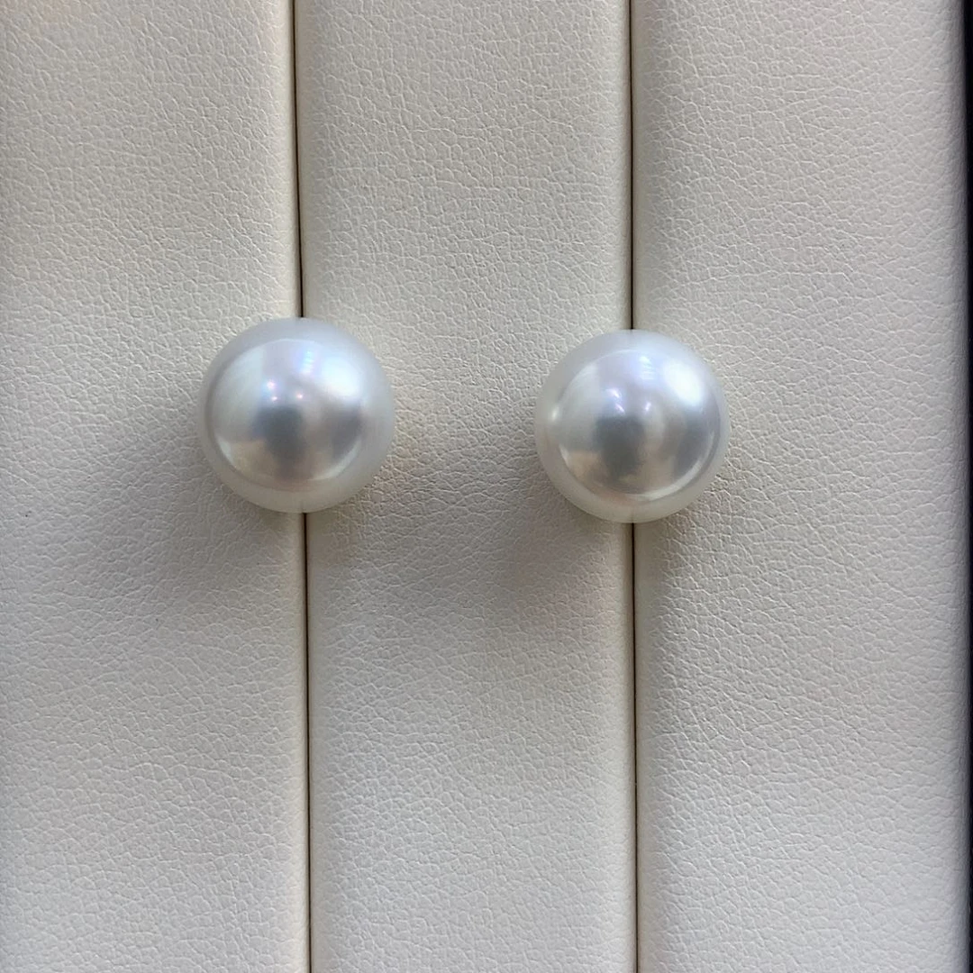 耳饰海水珍珠18K金镶嵌12-13mm澳白