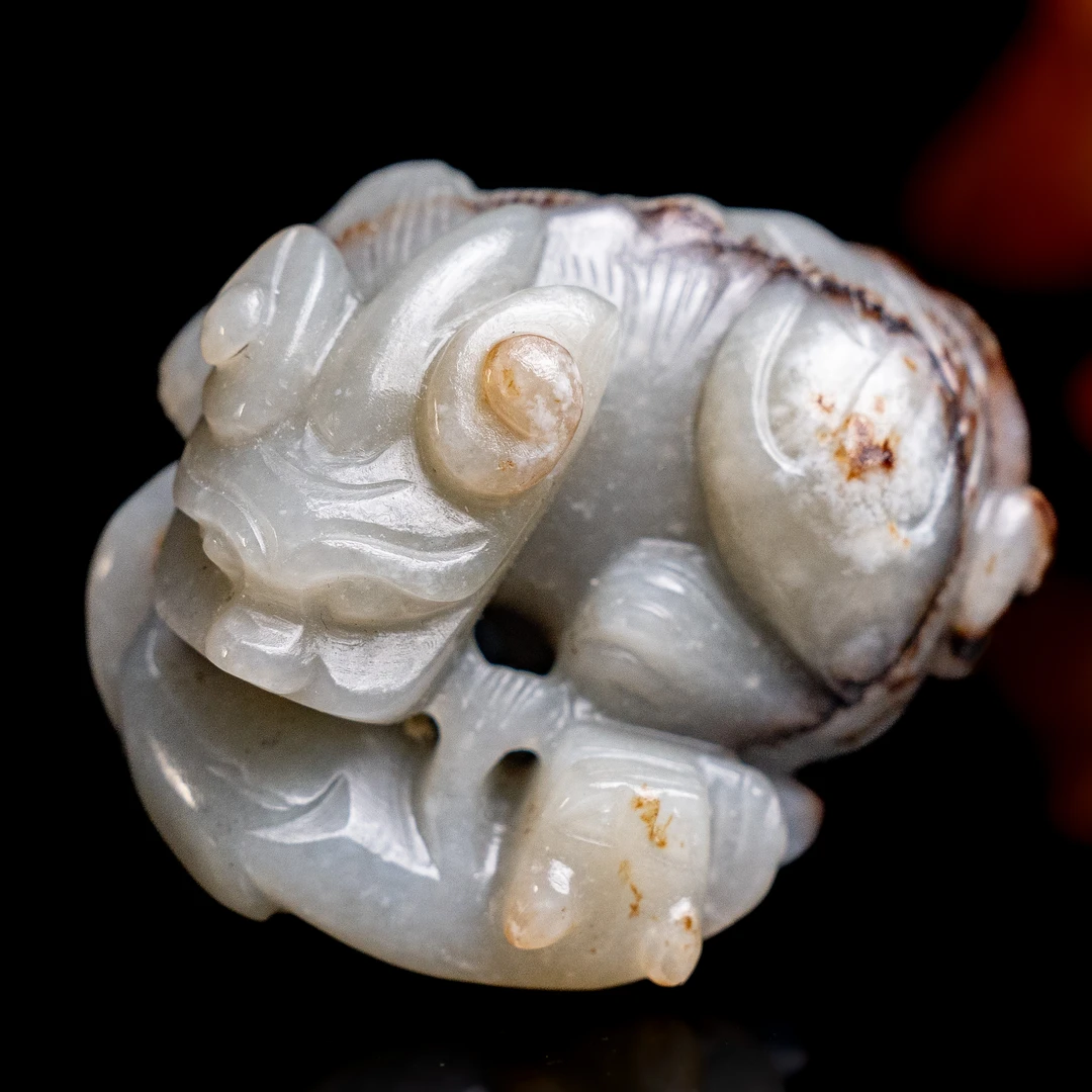 明代和田玉瑞兽把件