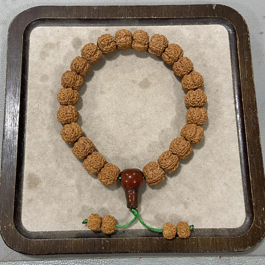 A573金刚菩提单圈手串（底色 配饰多样性，发货发其一）