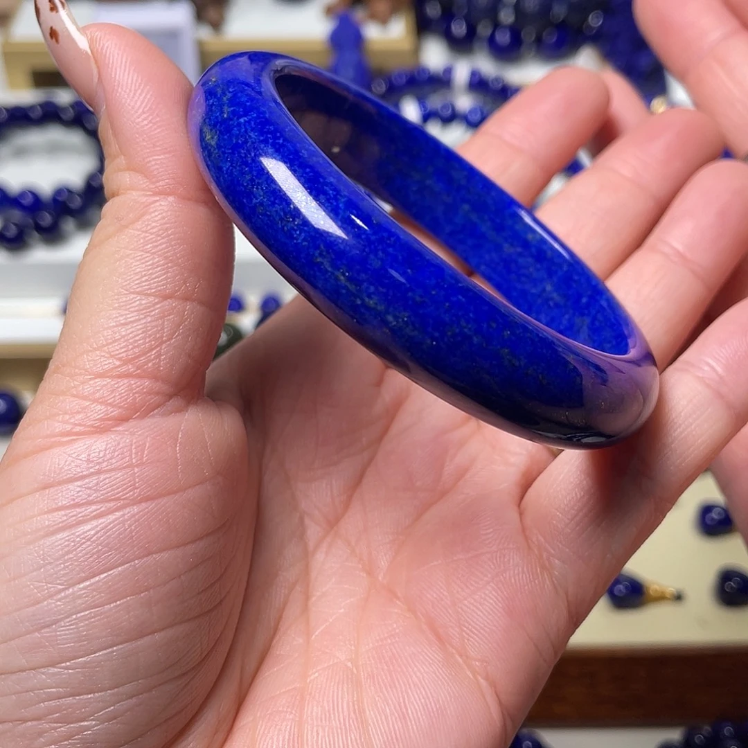 余***就青金石未镶嵌极少金白无纹裂手镯58圈口