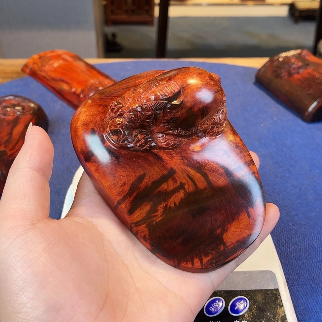 飞***洋端景台紫檀木类紫檀