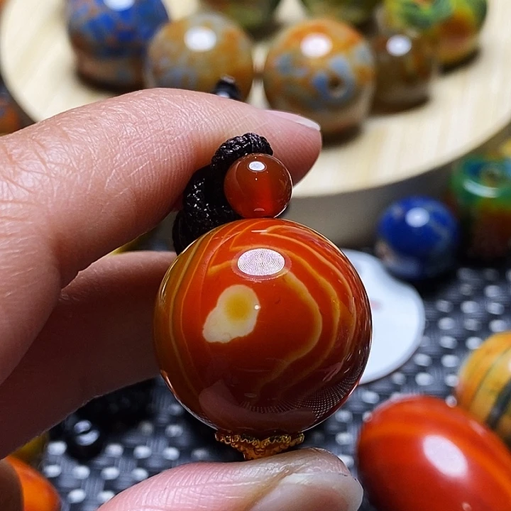 沃***凉玛瑙/玉髓未镶嵌颈饰