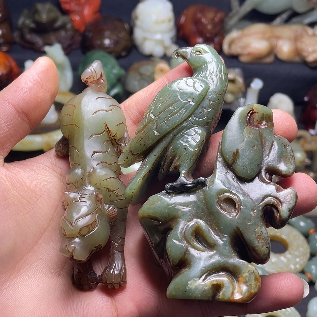 新***哥和田玉（糖玉）未镶嵌颈饰