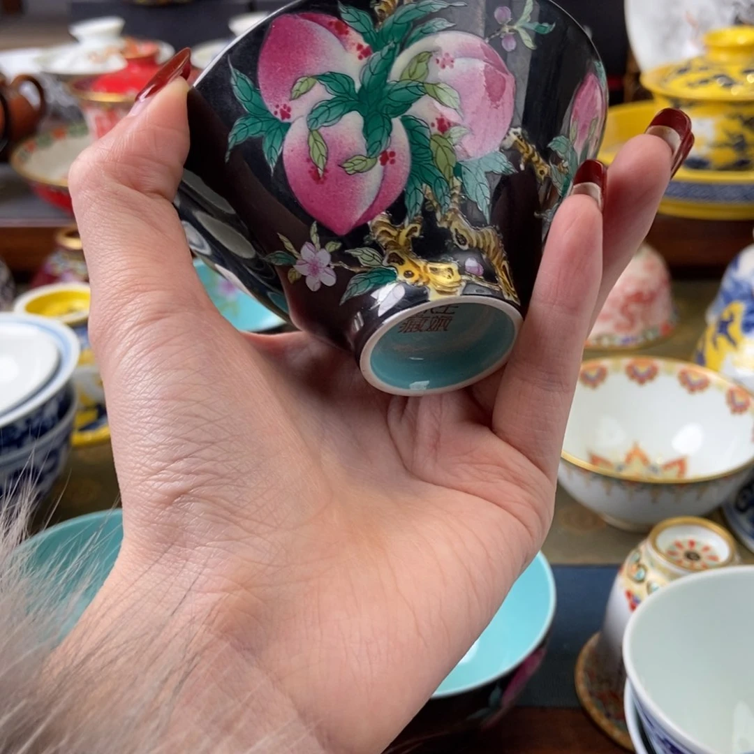 陶瓷艺术家的作品是一种